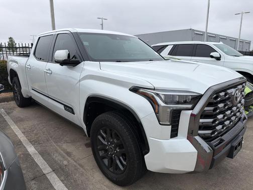 2023 Toyota Tundra Platinum