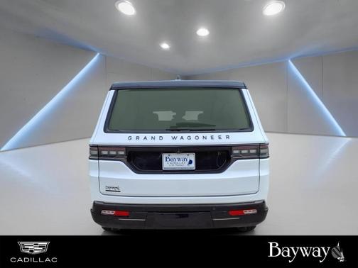 2023 Jeep Grand Wagoneer L Series III