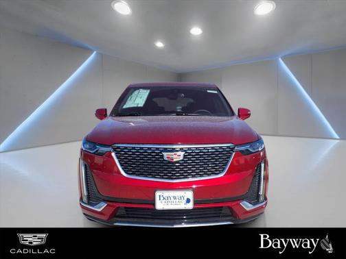 2025 Cadillac XT6 Luxury FWD