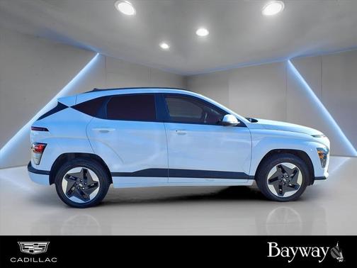 2025 Hyundai KONA EV SEL