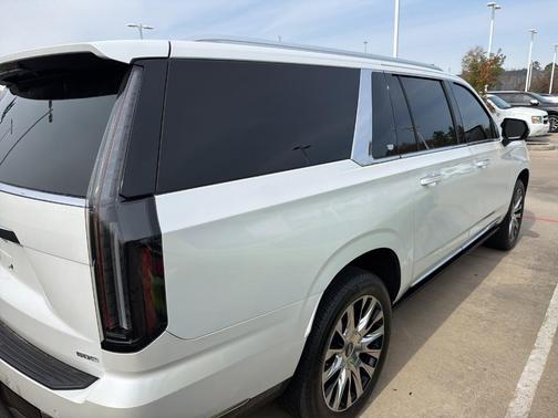 2025 Cadillac Escalade ESV Premium Luxury Platinum