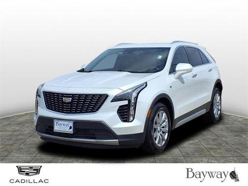 2020 Cadillac XT4 Premium Luxury