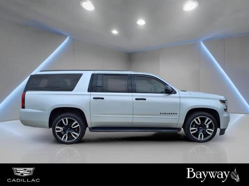 Silver Ice Metallic 2019 Chevrolet Suburban Premier