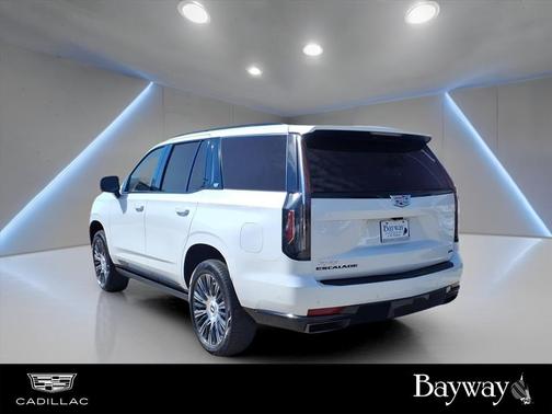 2023 Cadillac Escalade Sport