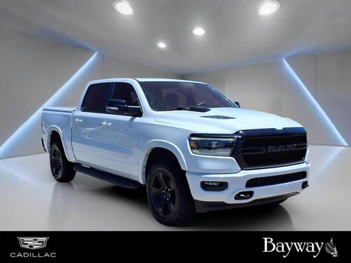 Bright White Clearcoat 2021 RAM 1500 Big Horn