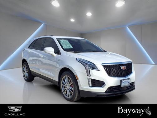 2025 Cadillac XT5 Sport