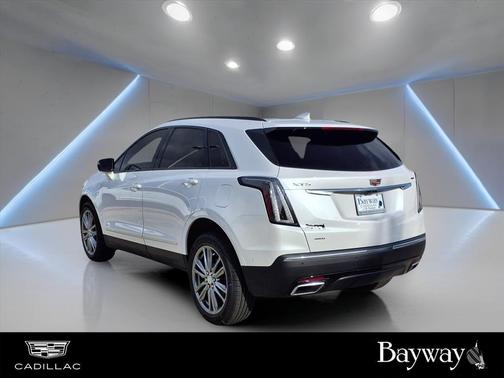2025 Cadillac XT5 Sport