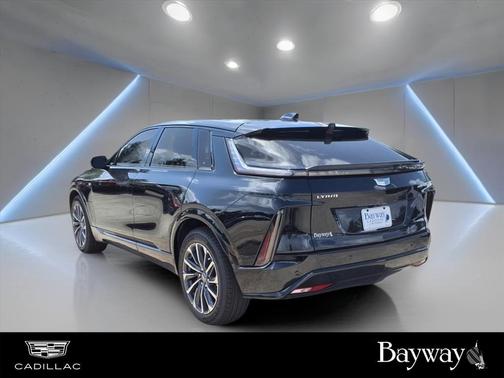 2025 Cadillac LYRIQ Sport