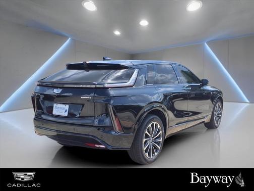 2025 Cadillac LYRIQ Sport