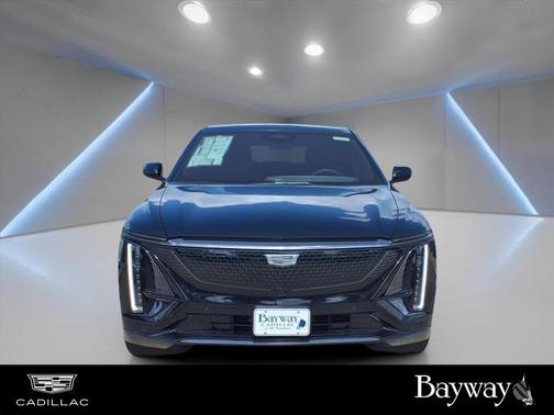 2025 Cadillac LYRIQ Sport