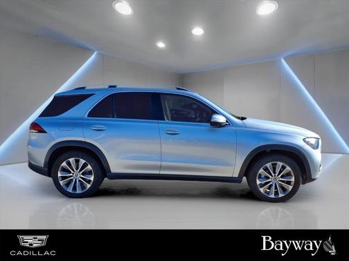 2022 Mercedes-Benz GLE 350 Base 4MATIC