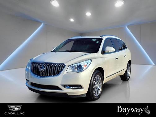 White Diamond Clearcoat 2015 Buick Enclave Premium