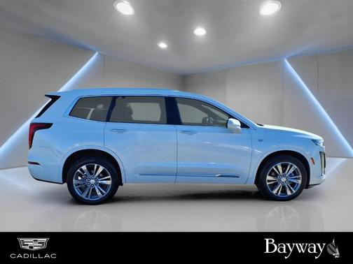 2025 Cadillac XT6 Premium Luxury AWD