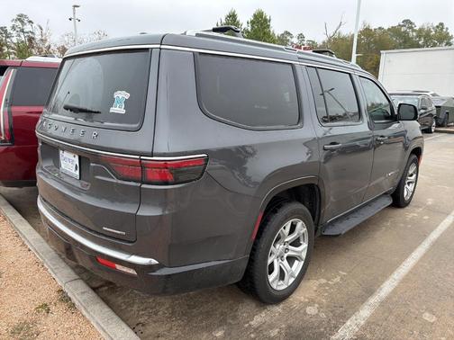 2022 Jeep Wagoneer Series II