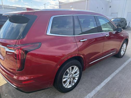 2024 Cadillac XT6 Luxury FWD