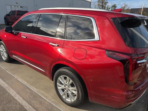 2024 Cadillac XT6 Luxury FWD