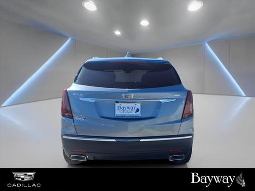 2025 Cadillac XT5 Luxury