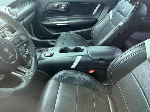 2020 Ford Shelby GT500 Base