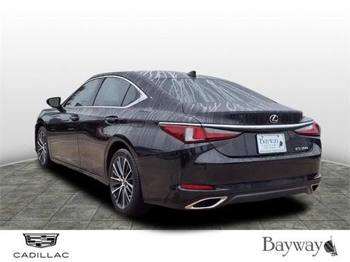 2022 Lexus ES 350 Base