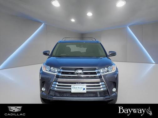 2019 Toyota Highlander Limited Platinum
