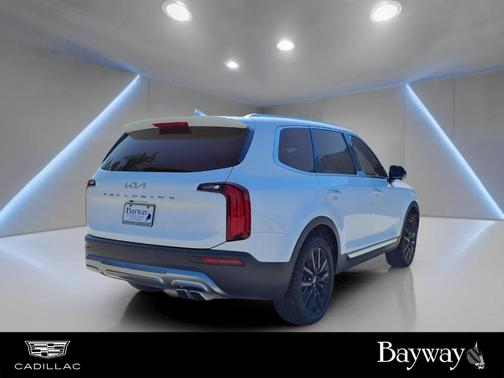 Glacial White Pearl 2022 Kia Telluride SX