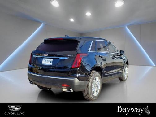 2026 Cadillac XT5 Luxury