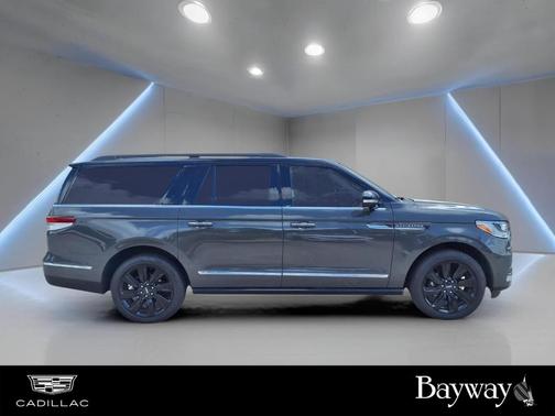 Dark Gray Metallic 2022 Lincoln Navigator L Black Label