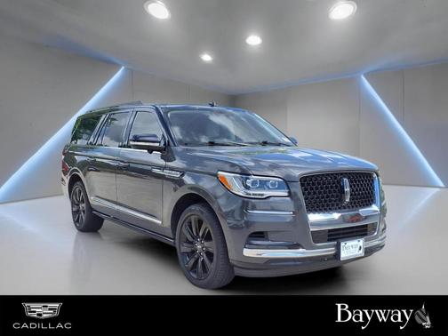 Dark Gray Metallic 2022 Lincoln Navigator L Black Label