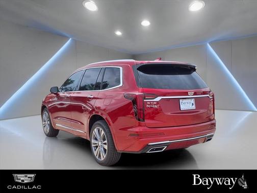 2025 Cadillac XT6 Premium Luxury FWD
