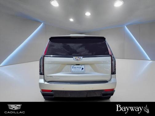 2022 Cadillac Escalade Sport