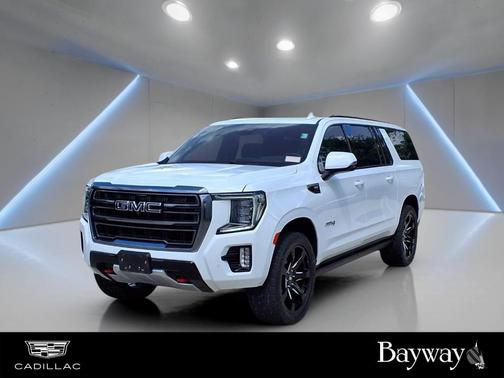 Summit White 2024 GMC Yukon XL AT4