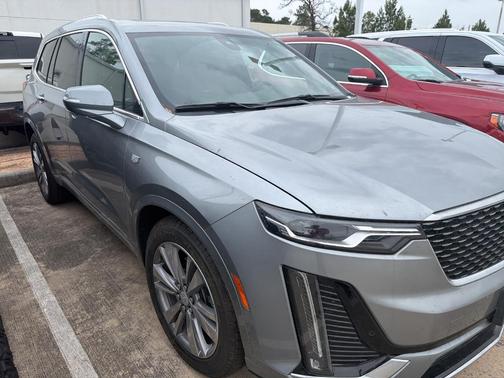 2025 Cadillac XT6 Premium Luxury FWD