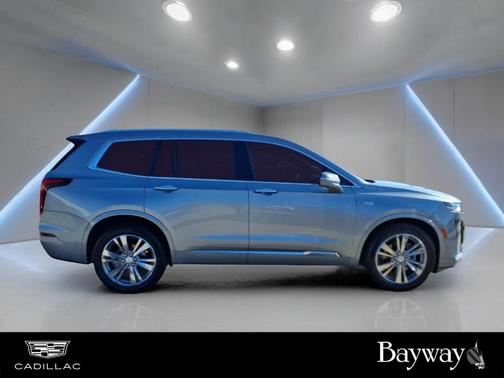 2025 Cadillac XT6 Premium Luxury FWD