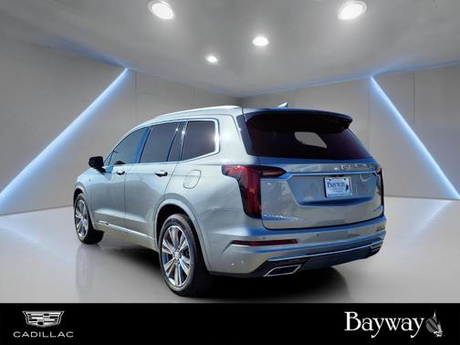 2025 Cadillac XT6 Premium Luxury FWD