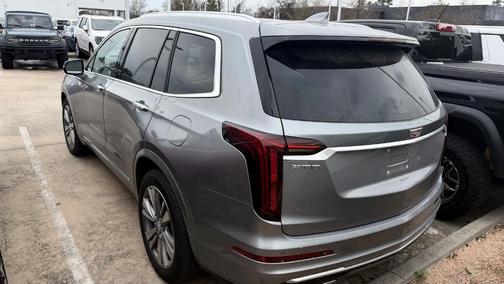 2025 Cadillac XT6 Premium Luxury FWD