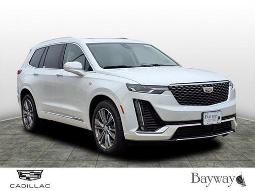 2025 Cadillac XT6 Premium Luxury FWD