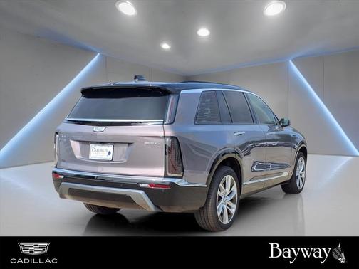 2026 Cadillac VISTIQ Luxury
