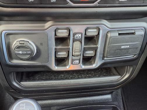 2023 Jeep Gladiator Sport