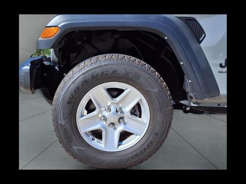 2023 Jeep Gladiator Sport