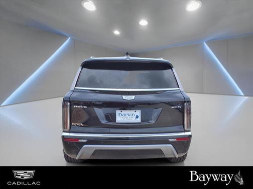 2026 Cadillac VISTIQ Luxury