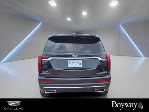 2025 Cadillac XT6 Premium Luxury FWD