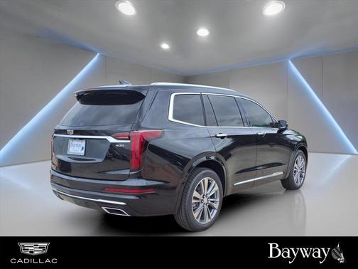 2025 Cadillac XT6 Premium Luxury FWD