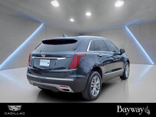 Wilder Metallic 2023 Cadillac XT5 Premium Luxury