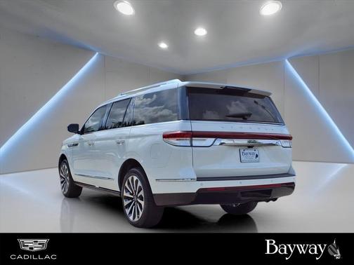 2023 Lincoln Navigator Reserve
