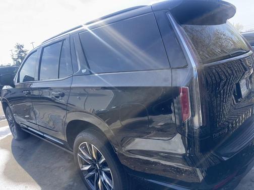 2024 Cadillac Escalade Sport