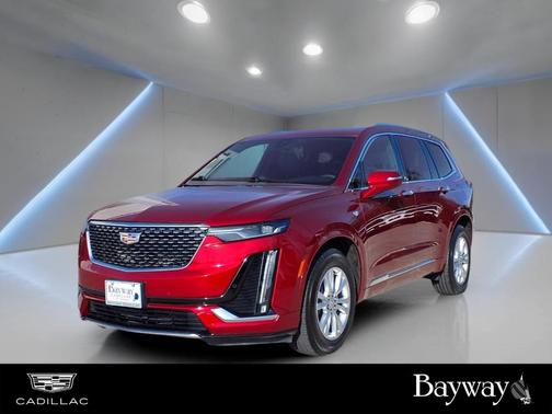 2022 Cadillac XT6 Luxury FWD