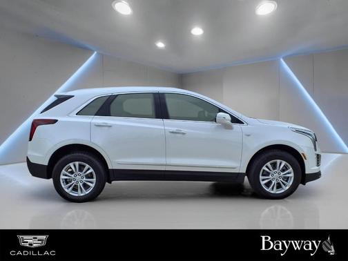 2026 Cadillac XT5 Luxury