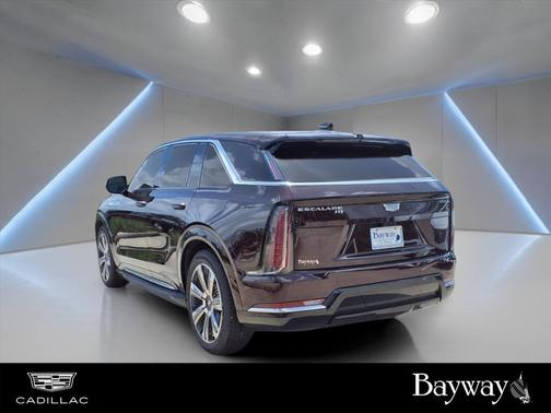 2025 Cadillac Escalade IQ Luxury 1
