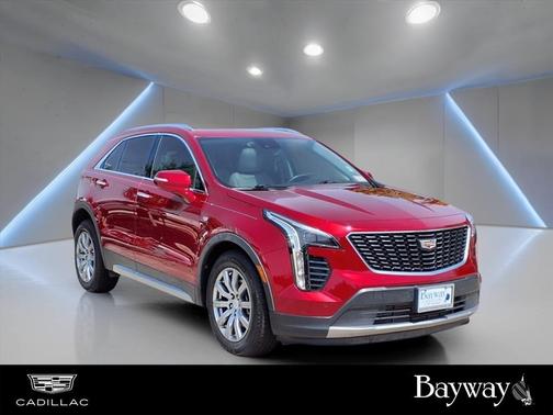 2021 Cadillac XT4 Premium Luxury
