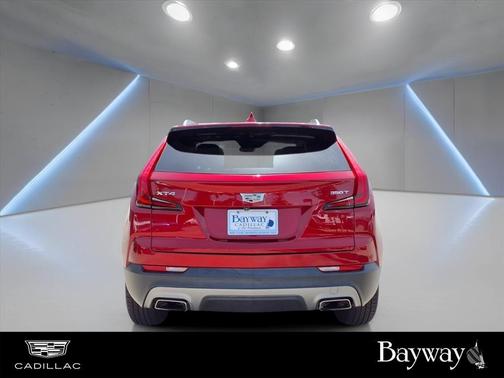 2021 Cadillac XT4 Premium Luxury